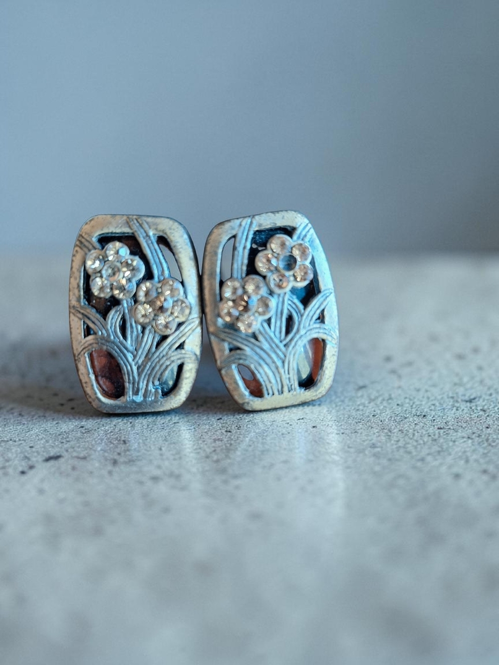 Vintage Silver Tone Floral Motif & Rhinestone Accent Clip-On Earrings